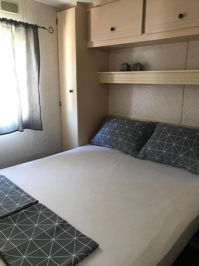 Mobile Home Tomic Tisno Eksteriør bilde