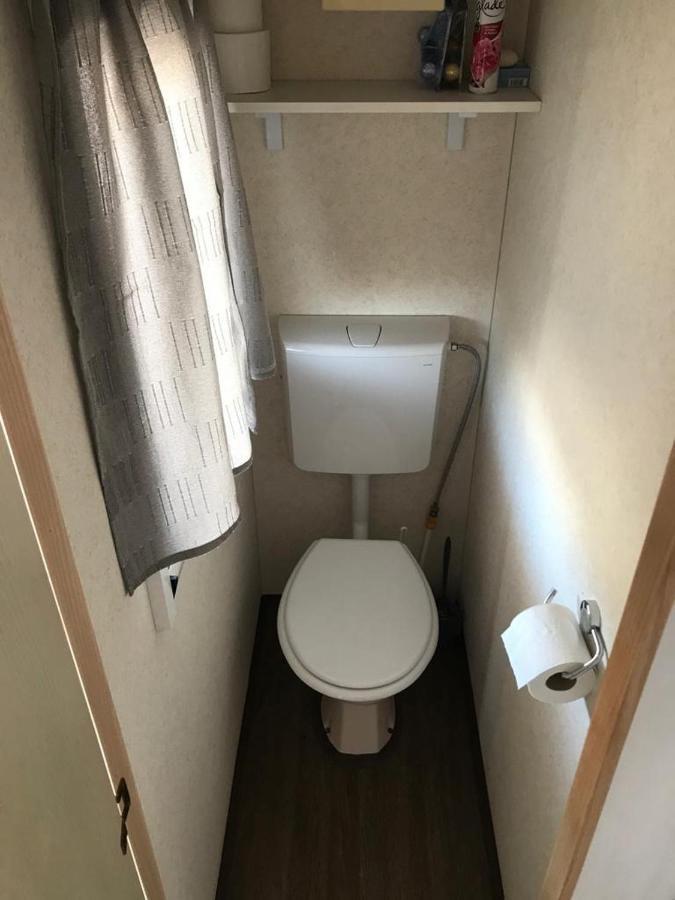 Mobile Home Tomic Tisno Eksteriør bilde